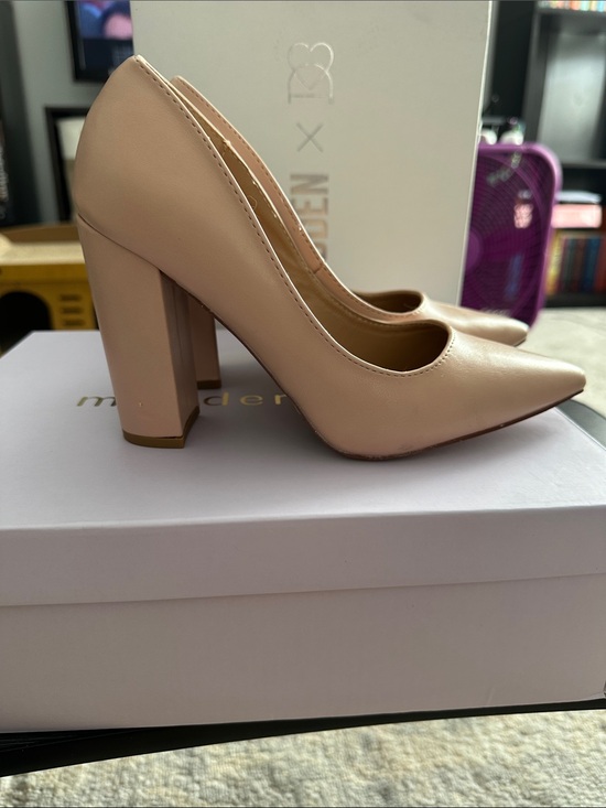 Madden Girl Shoes - Madden Girl Blush Pointed-Toe Block Heel Pumps